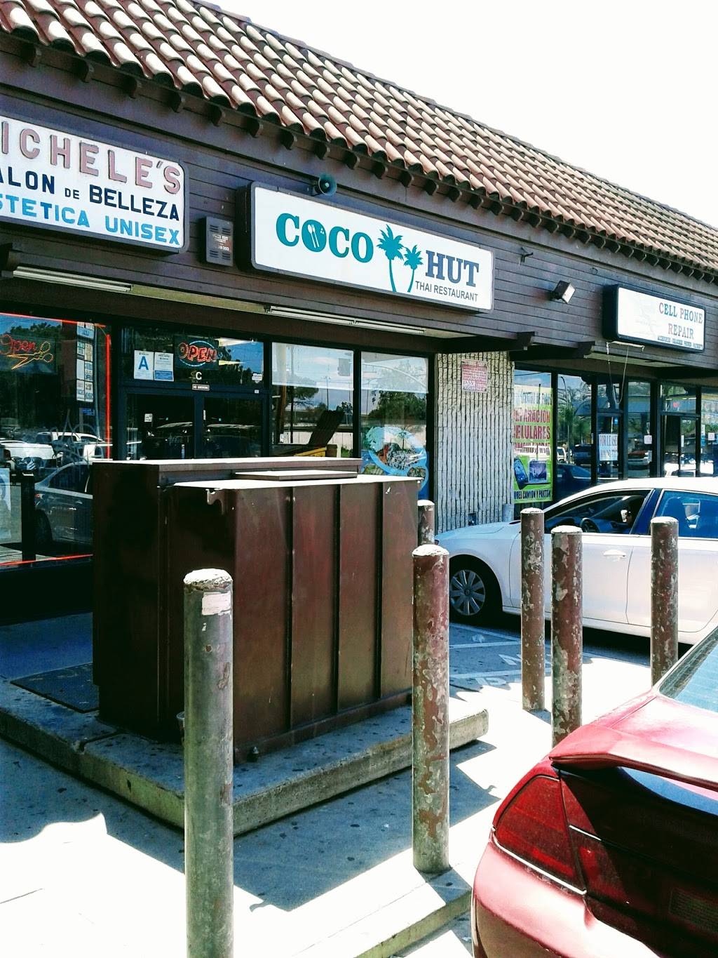 Coco Hut Thai Food | restaurant | 10690 Laurel Canyon Blvd, Pacoima, CA 91331, USA | 8183026145 OR +1 818-302-6145