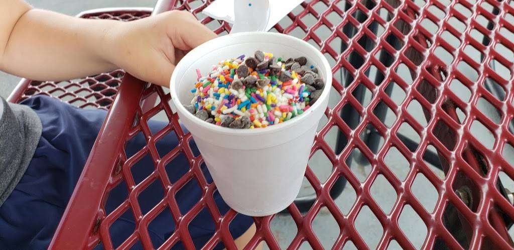 Ricks Frozen Custard | restaurant | 2829 Airline Blvd, Portsmouth, VA 23701, USA | 7574657681 OR +1 757-465-7681