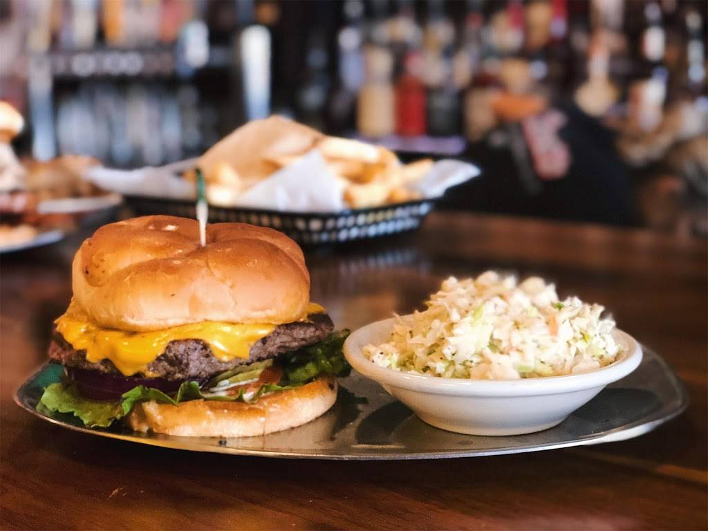 Checks BBQ & Blues | restaurant | 14049 Shelbyville Rd, Louisville, KY 40245, USA | 5022446868 OR +1 502-244-6868