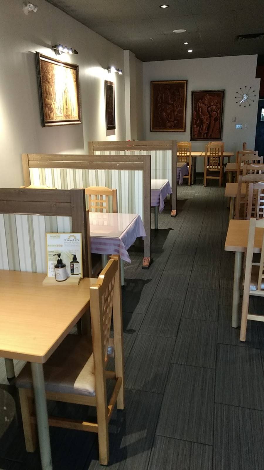 Chillies Indian Restaurant | restaurant | 1581 Greenbank Rd, Nepean, ON K2J 4Y6, Canada | 6138439559 OR +1 613-843-9559