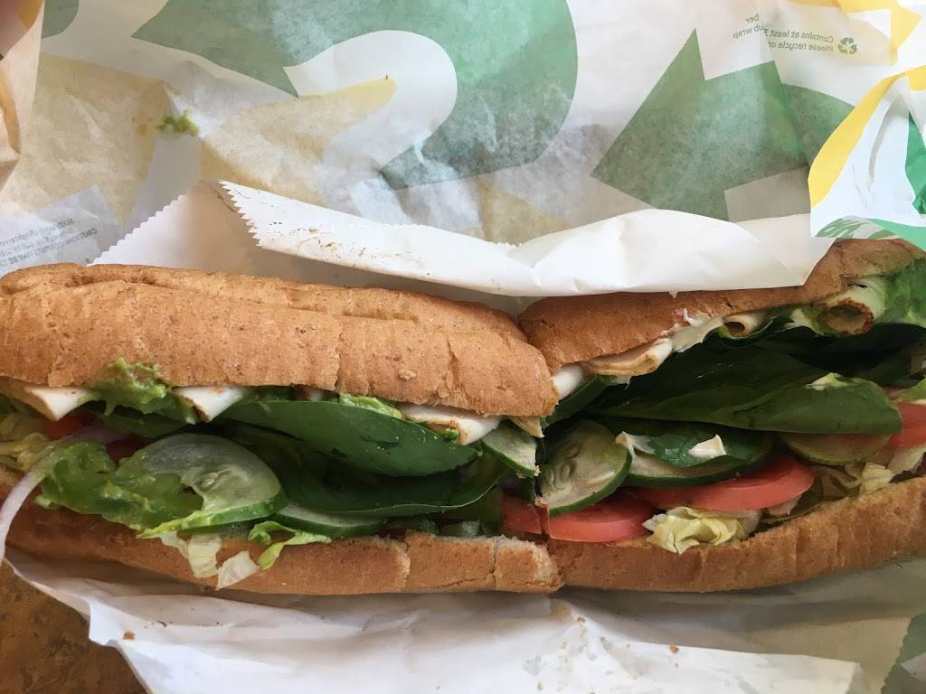 Subway | restaurant | 11240 James Swart Cir A01A, Court S/C, Fairfax, VA 22030, USA | 7033593939 OR +1 703-359-3939