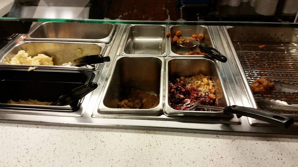 KFC | restaurant | 703 E 4th Ave, Hutchinson, KS 67501, USA | 6206635232 OR +1 620-663-5232