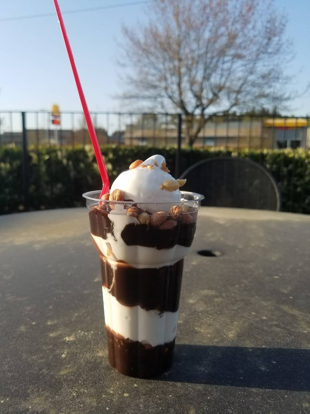 Dairy Queen Grill & Chill | restaurant | 19510 US-2, Monroe, WA 98272, USA | 3607945434 OR +1 360-794-5434