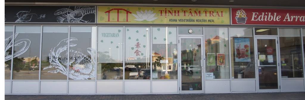 Tinh Tam Trai | restaurant | 3255 Rutherford Road #10, Concord, ON L4K 5Y5, Canada | 9057389692 OR +1 905-738-9692