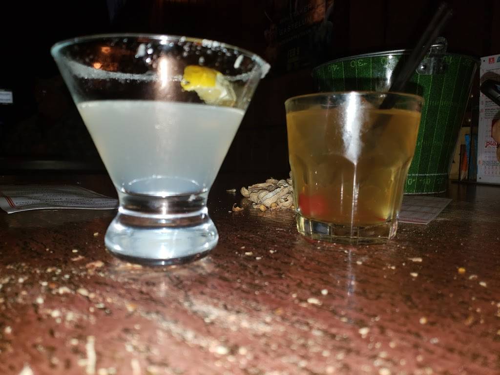 Anchor Bar | restaurant | 11915 N Center Ave, Portland, OR 97217, USA | 5038027375 OR +1 503-802-7375