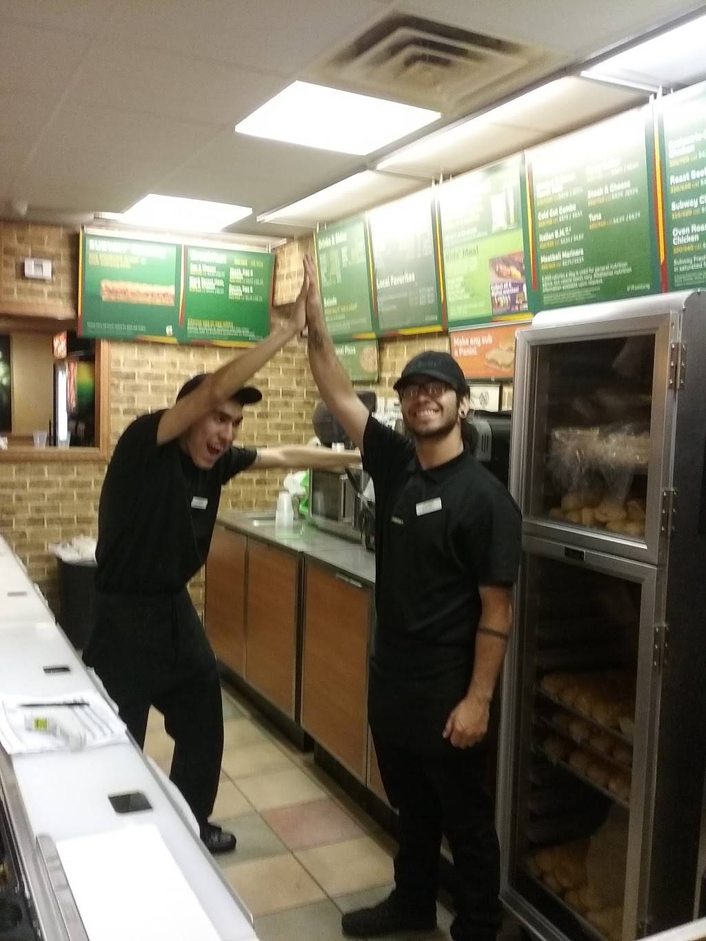 Subway | meal takeaway | 2850 Montana Ave, El Paso, TX 79903, USA | 9155649918 OR +1 915-564-9918