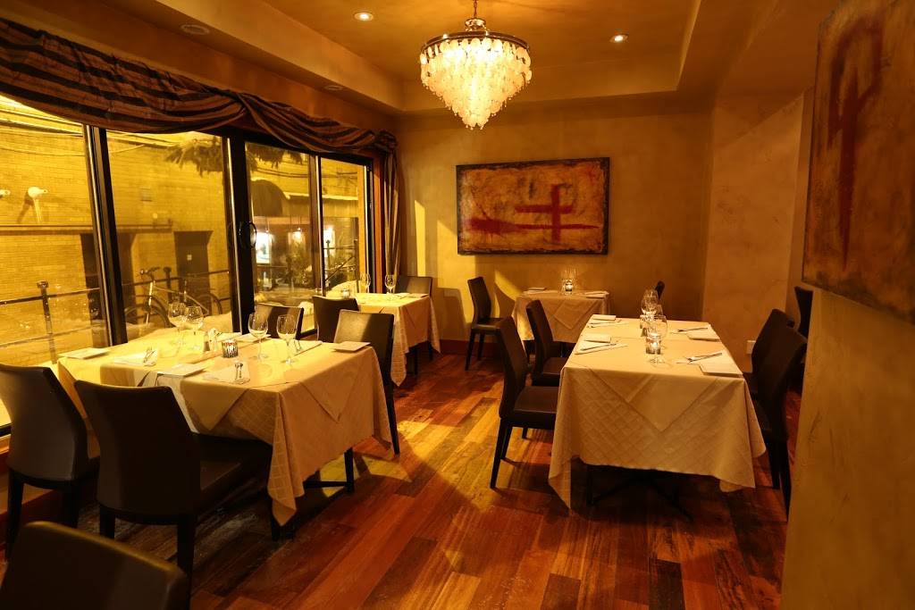 Corks Restaurant | restaurant | 305 Lakeshore Rd E, Oakville, ON L6J 1J3, Canada | 9053373777 OR +1 905-337-3777