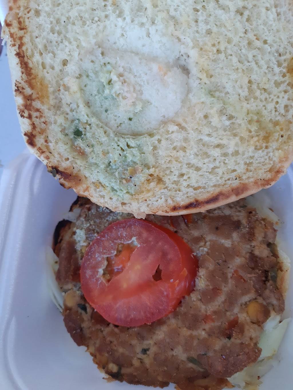 Zeerah Takeout | restaurant | 3050 Artesian Dr #16, Mississauga, ON L5M 7P5, Canada | 9055697916 OR +1 905-569-7916