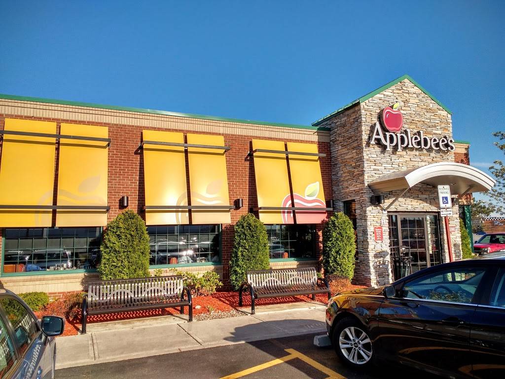 Applebees Grill + Bar | restaurant | 3360 W Henrietta Rd, Rochester, NY 14623, USA | 5854270370 OR +1 585-427-0370