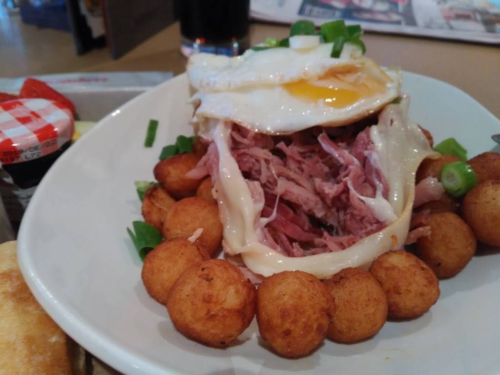 St-Hubert | restaurant | 1415 Boulevard Moody, Terrebonne, QC J6X 4C8, Canada | 5143855555 OR +1 514-385-5555