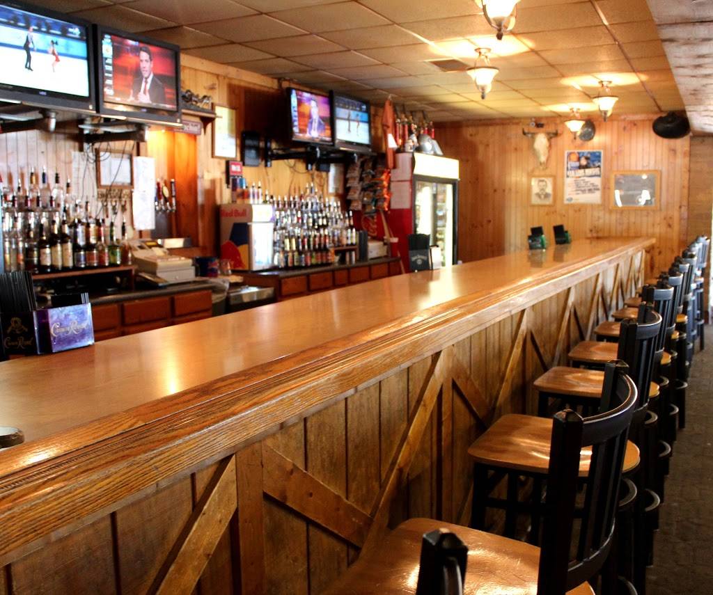 Doc Hollidays Bar & Grill | restaurant | 7425 Schultz Rd, Erie, PA 16509, USA | 8148683627 OR +1 814-868-3627