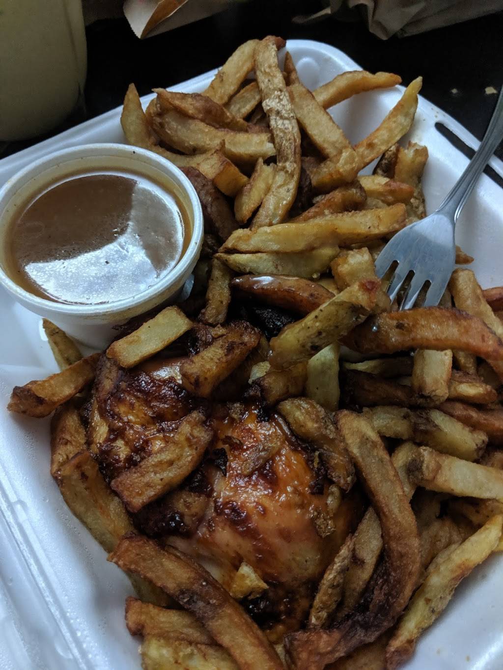 Côte St Luc BBQ | restaurant | 5403 Chemin de la Côte-Saint-Luc, Montréal, QC H3X 2C3, Canada | 5144884011 OR +1 514-488-4011