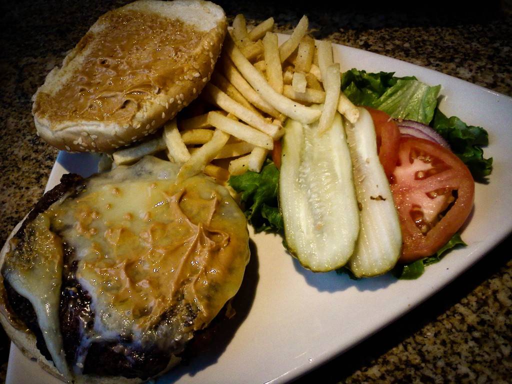 The Landings At Carlsbad | restaurant | 2198 Palomar Airport Rd, Carlsbad, CA 92011, USA | 7609290200 OR +1 760-929-0200