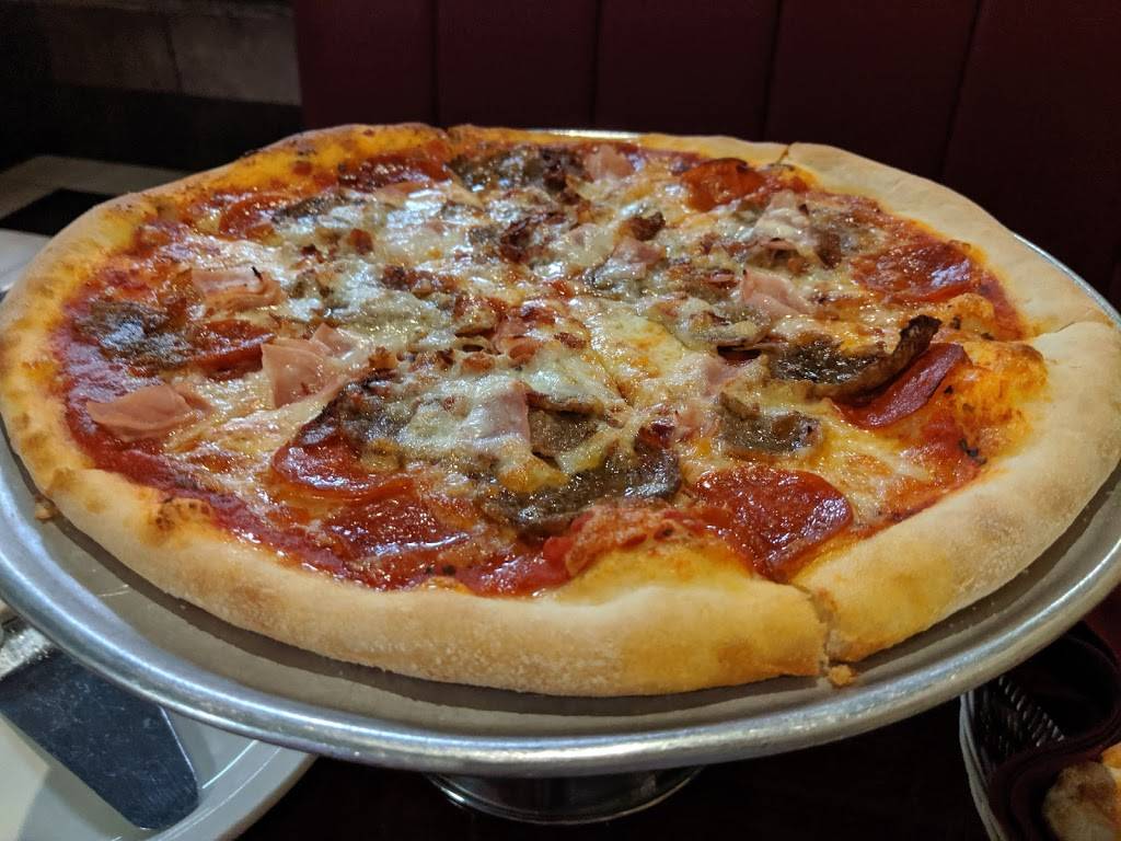 Bella luna restaurant & pizza | restaurant | 7538, 7155 N Wickham Rd, Melbourne, FL 32940, USA | 3212544455 OR +1 321-254-4455