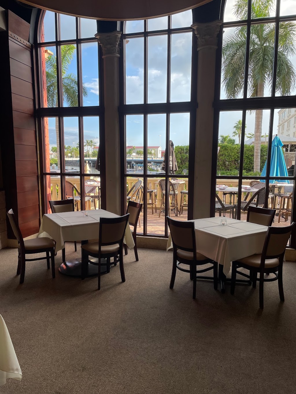 Southern Style Kitchen And Cocktails | restaurant | 492 Bayfront Pl, Naples, FL 34102, USA | 2393314821 OR +1 239-331-4821