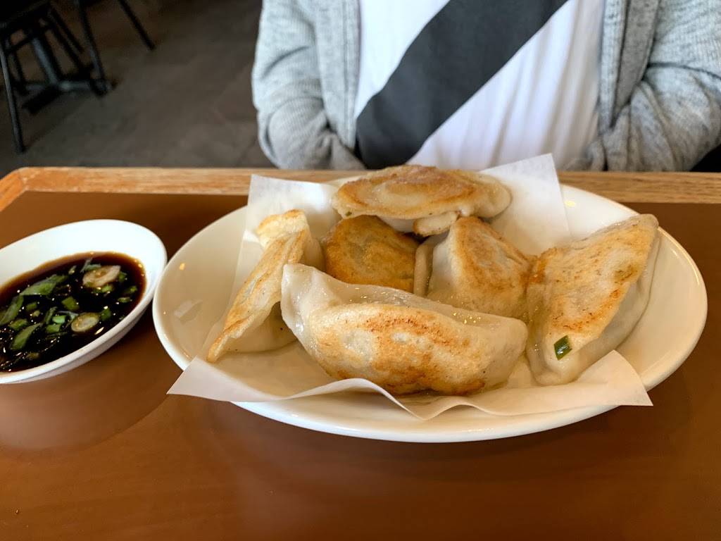 Qin | restaurant | 22315 Hwy 99, Edmonds, WA 98026, USA | 4257767847 OR +1 425-776-7847