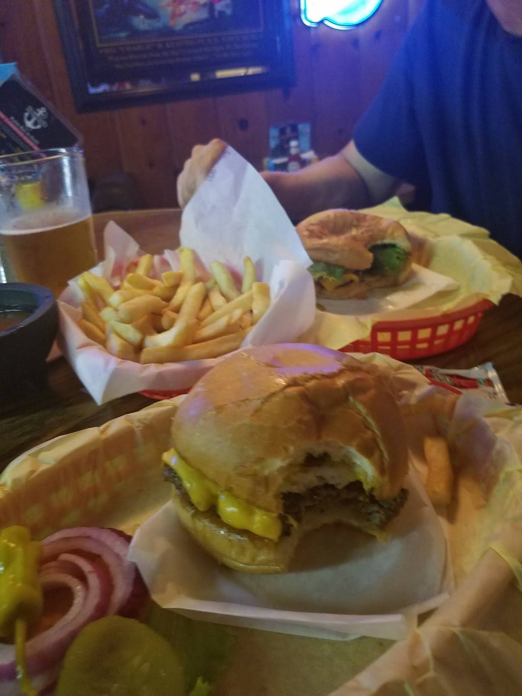 Dannys Palm Bar & Grill | restaurant | 965 Orange Ave, Coronado, CA 92118, USA | 6194353171 OR +1 619-435-3171