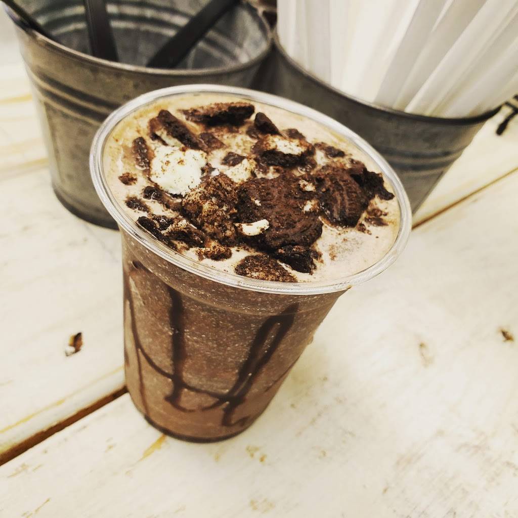 Smoothville smoothies | meal takeaway | 310 Hazard Ave, Enfield, CT 06082, USA | 8606986998 OR +1 860-698-6998