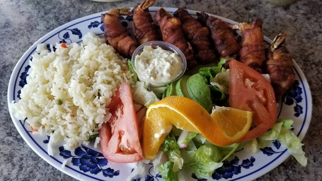 Mendozas Restaurant | restaurant | 2122 McKee Rd, San Jose, CA 95116, USA | 4082592333 OR +1 408-259-2333