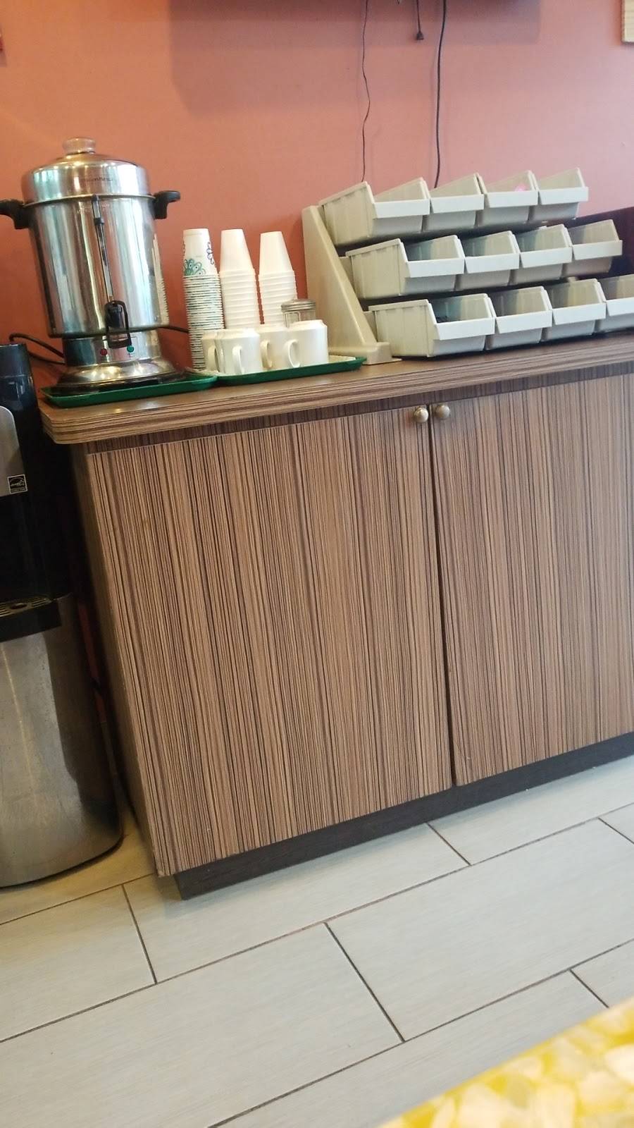 Hunan Cafe | restaurant | 4096 Majestic Ln, Fairfax, VA 22033, USA | 7039686820 OR +1 703-968-6820