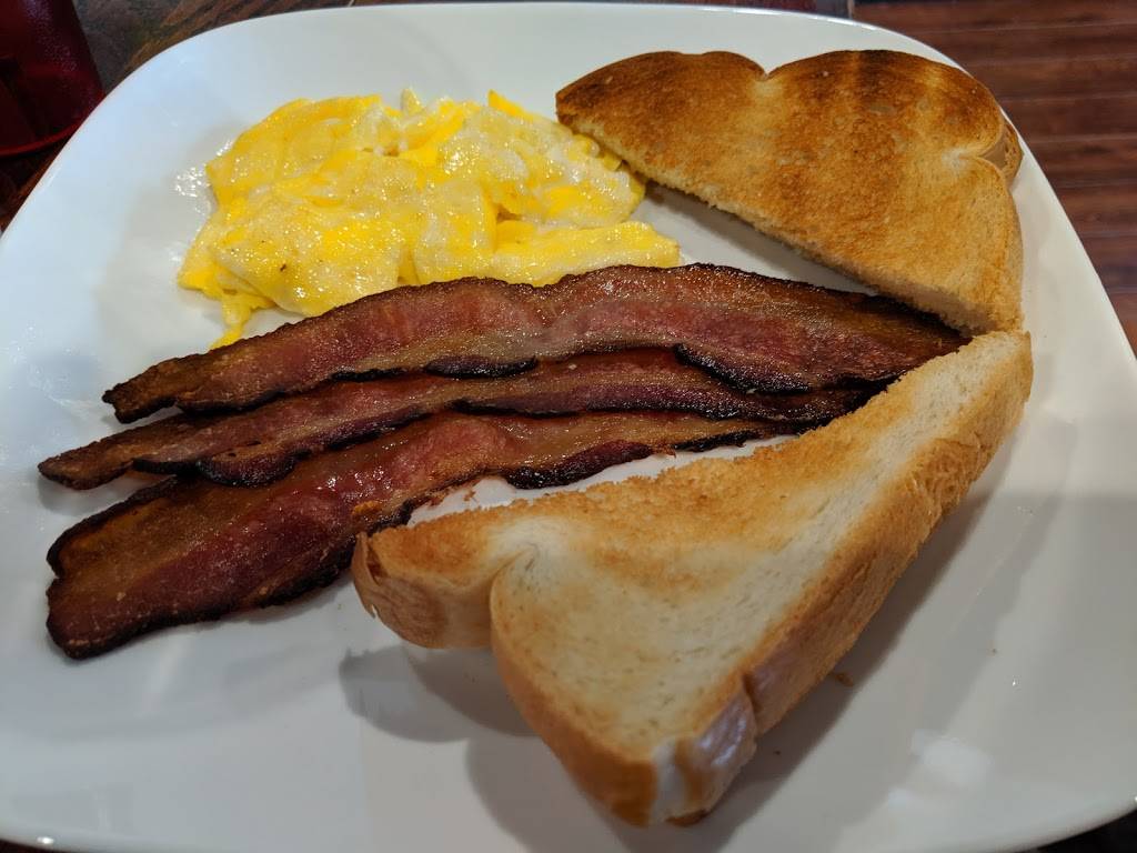 Café Metro | bakery | 901 Central Ave, Auburn, NE 68305, USA | 4022741588 OR +1 402-274-1588