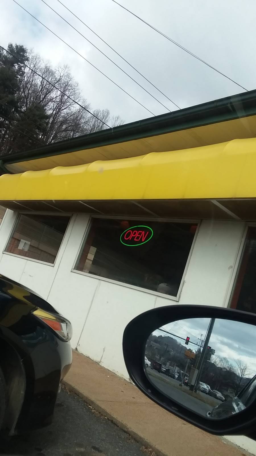 Subway | restaurant | 500 E Stuart Dr, Galax, VA 24333, USA | 2762367887 OR +1 276-236-7887