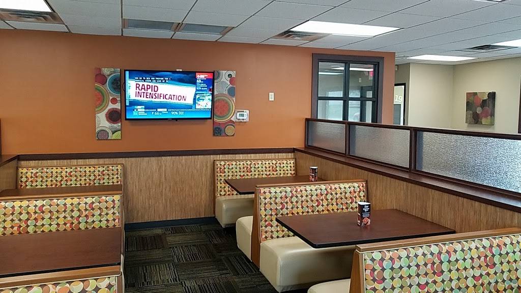 Runza Restaurant | restaurant | 4610 N 27th St, Lincoln, NE 68521, USA | 4024770653 OR +1 402-477-0653