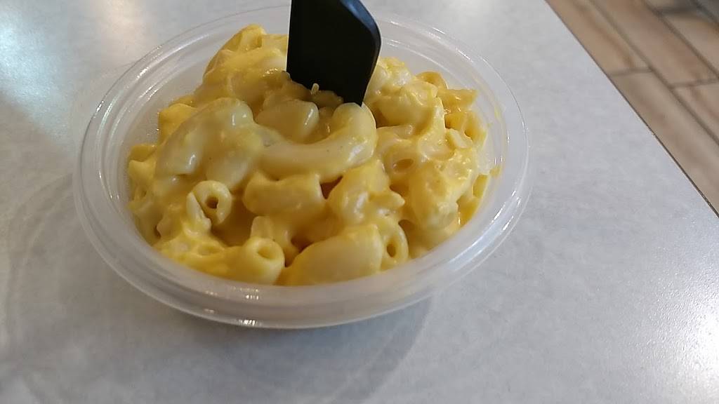 KFC | restaurant | 1600 E Bessemer Ave, Greensboro, NC 27405, USA | 3362759831 OR +1 336-275-9831