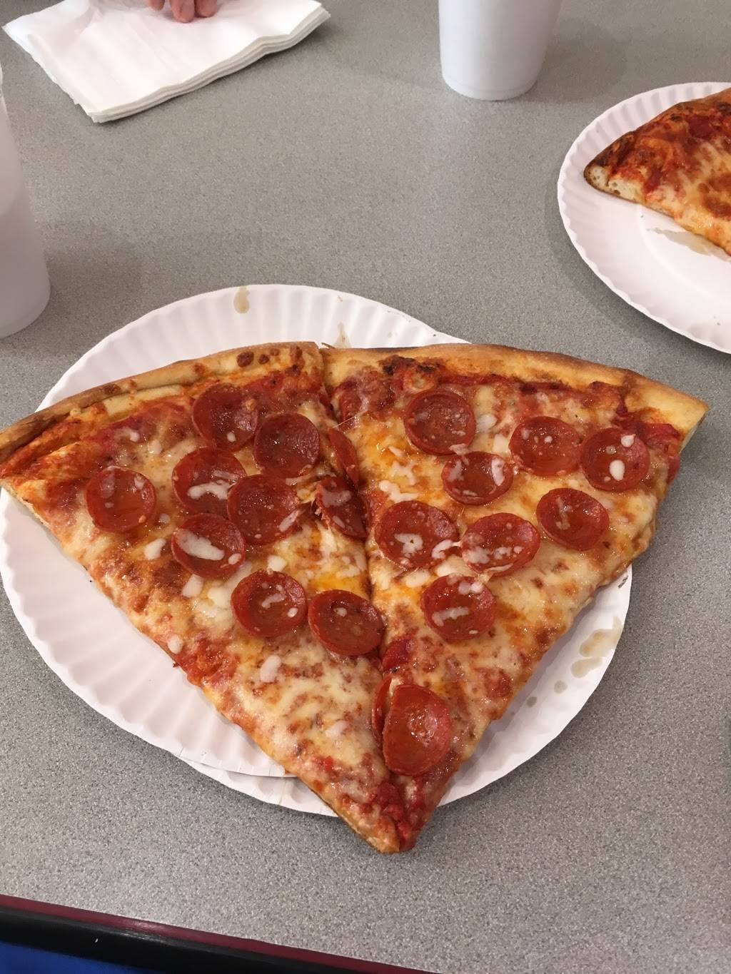 Grazianos Pizzeria | restaurant | 4109 Penn Ave, Pittsburgh, PA 15224, USA | 4126217790 OR +1 412-621-7790