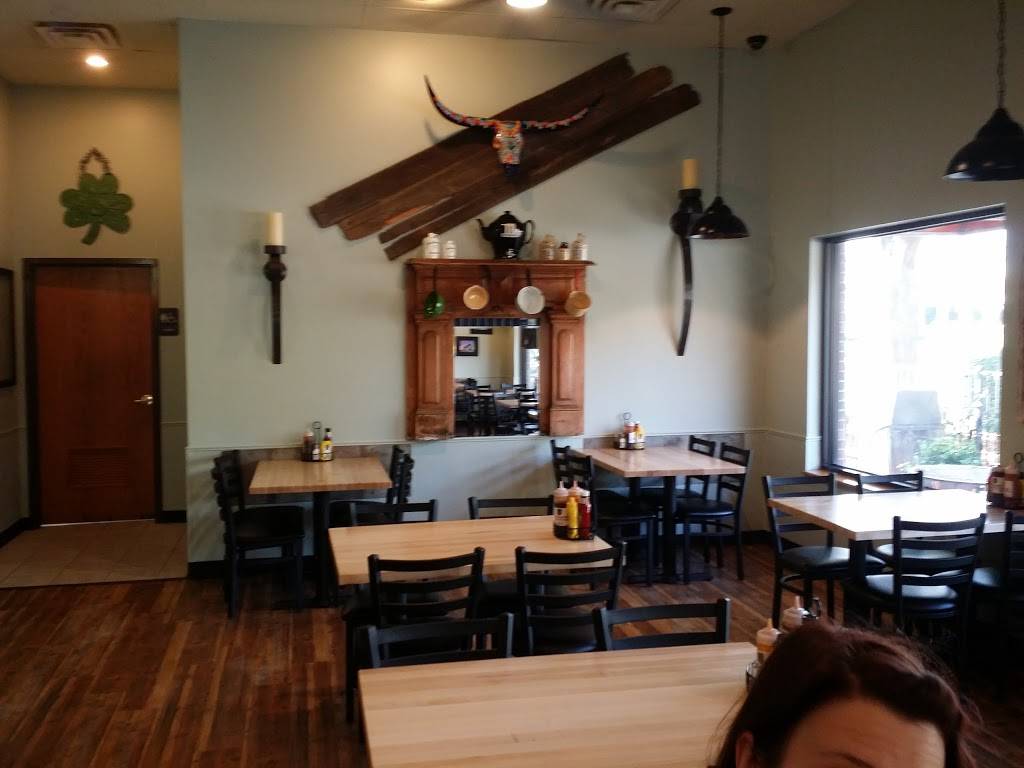 McCormicks Smokehouse Restaurant | restaurant | 1510 N 15th St, Springfield, IL 62702, USA | 2177263418 OR +1 217-726-3418