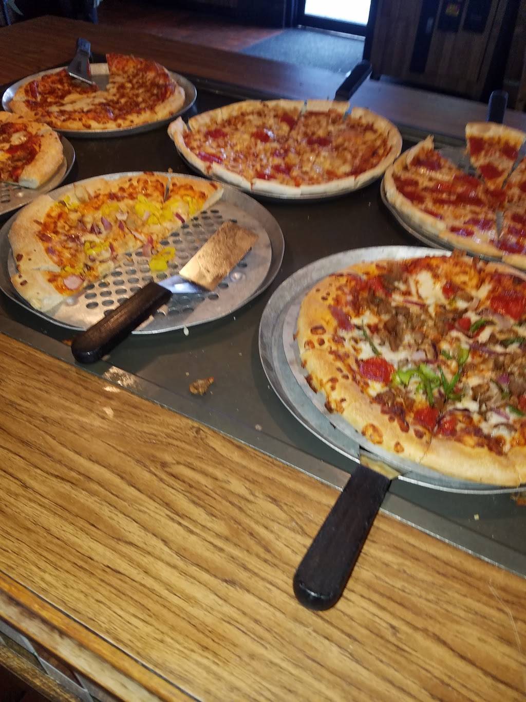 Pizza Hut | meal takeaway | 503 1st Ave NE, Winchester, TN 37398, USA | 9319670661 OR +1 931-967-0661