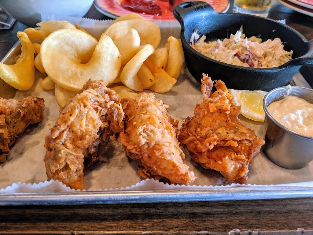 Growler USA - Orlando West | restaurant | 2507 S Hwy 27, Clermont, FL 34711, USA | 3529885795 OR +1 352-988-5795