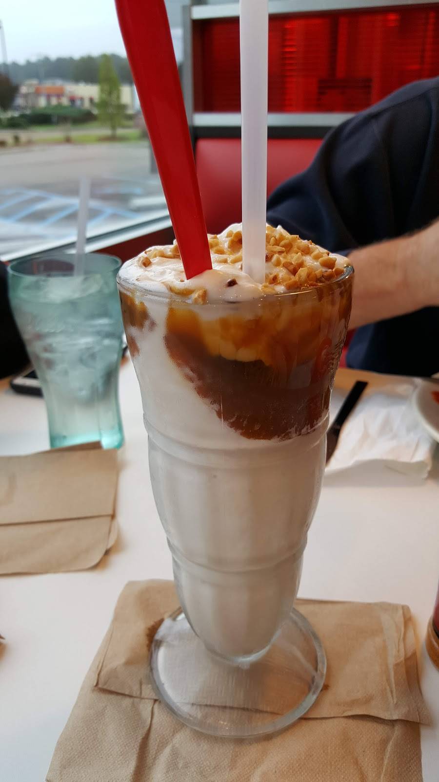 Steak n Shake | restaurant | 300 Riverwind E Dr, Pearl, MS 39208, USA | 7692357122 OR +1 769-235-7122