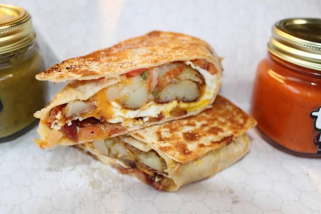 The Tasty Yolk | restaurant | 1916 Post Rd, Fairfield, CT 06824, USA | 2037266520 OR +1 203-726-6520