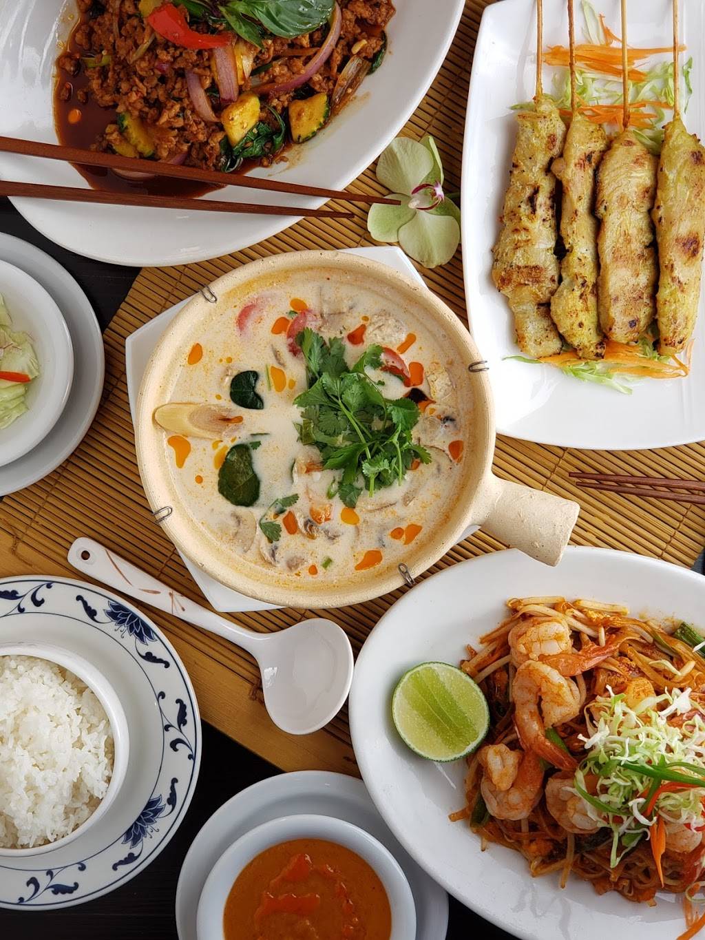 Praya Thai Dining | restaurant | 4850 W Sunset Rd Ste.#115, Las Vegas, NV 89118, USA | 7026162223 OR +1 702-616-2223