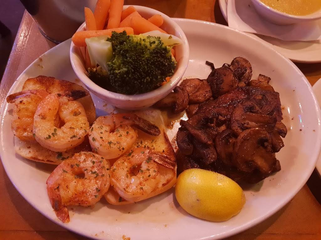 Texas Roadhouse | restaurant | 301 Newbury St, Danvers, MA 01923, USA | 9786469201 OR +1 978-646-9201