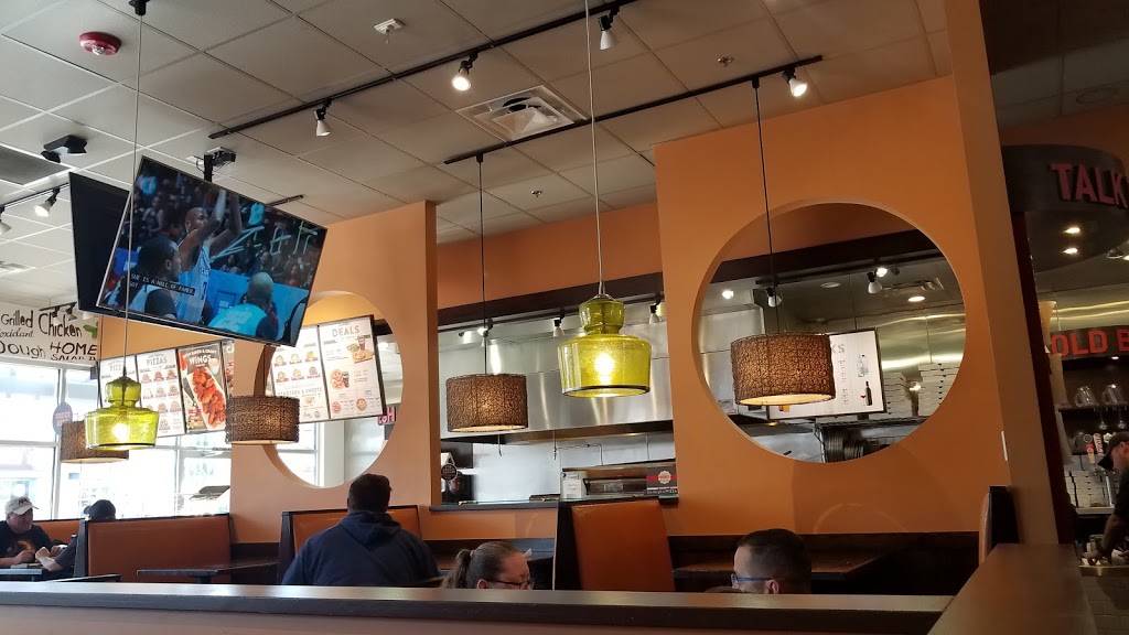 Uncle Maddios Pizza Joint | restaurant | 10601 E Garden Dr #105, Aurora, CO 80012, USA | 3033699075 OR +1 303-369-9075