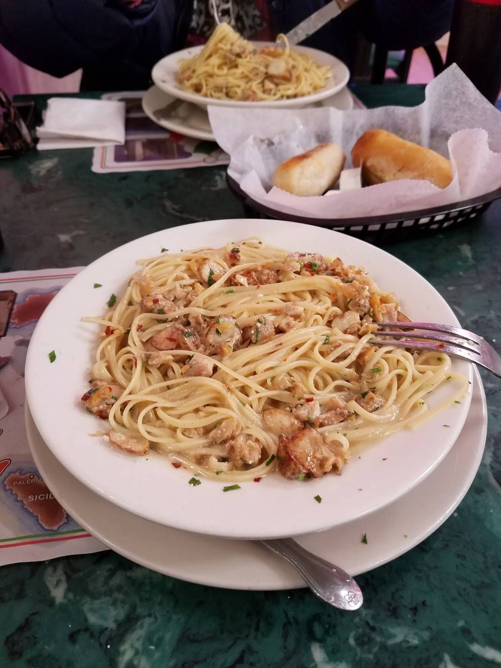 Carlos Pizza | meal delivery | 74-02 Metropolitan Ave, Middle Village, NY 11379, USA | 7188947915 OR +1 718-894-7915