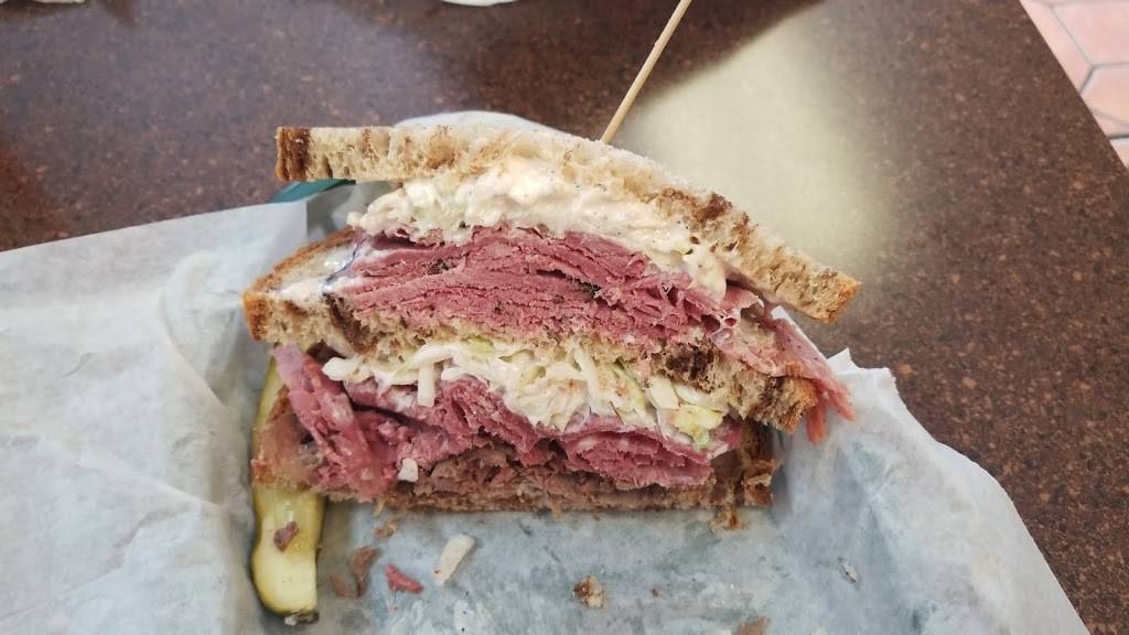 Big Steins Deli | restaurant | 9001 4th St N, St. Petersburg, FL 33702, USA | 7275780548 OR +1 727-578-0548