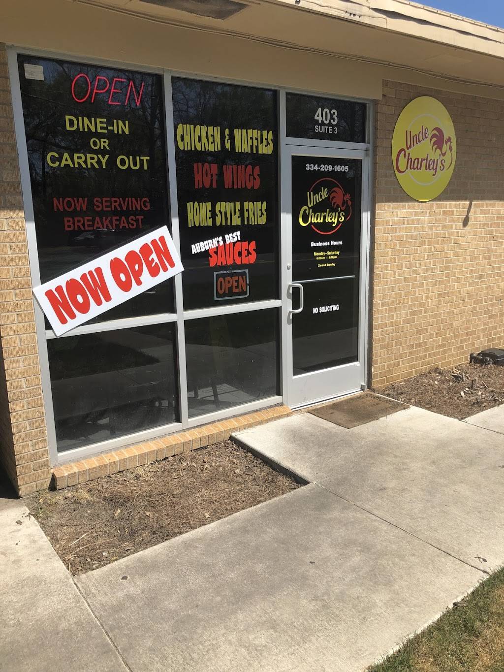 Uncle Charleyz | restaurant | 403 Opelika Rd, Auburn, AL 36830, USA | 3342091605 OR +1 334-209-1605