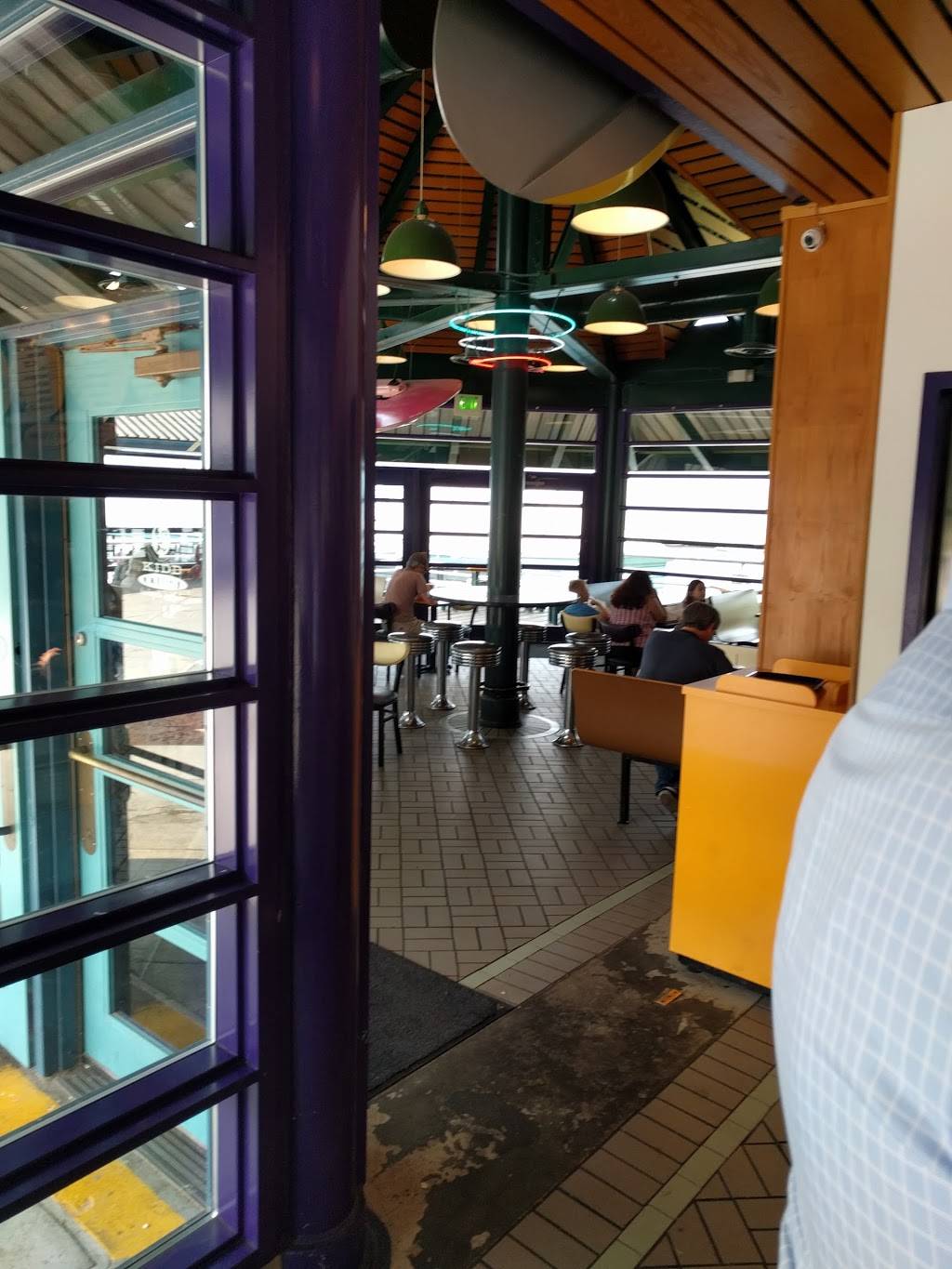 Kidd Valley | restaurant | 1201 Lake Washington Blvd N, Renton, WA 98056, USA | 4252773324 OR +1 425-277-3324