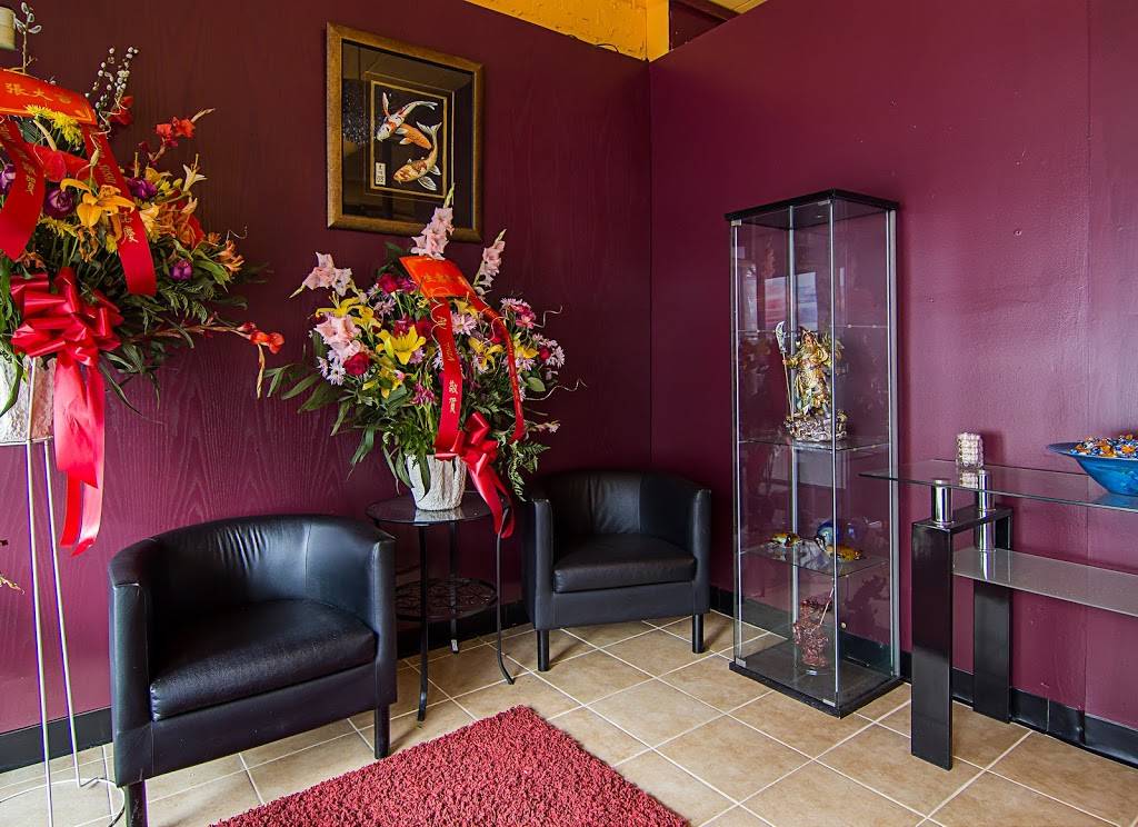 Volcano Sushi Cafe | restaurant | 1062 W Taylor St, Chicago, IL 60607, USA | 3127338933 OR +1 312-733-8933