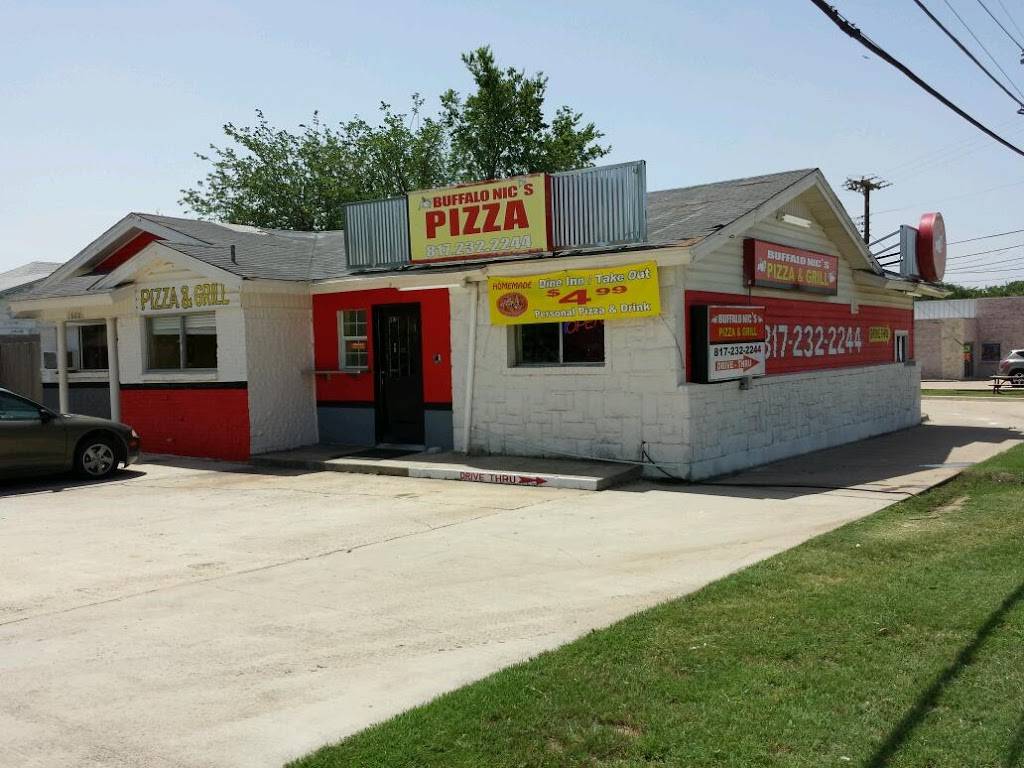 Buffalo Nics Pizza | restaurant | 1600 Gill St, Blue Mound, TX 76131, USA | 8172322244 OR +1 817-232-2244
