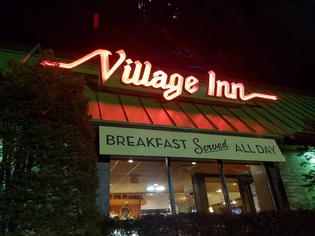 Village Inn | bakery | 6301 University Ave, Cedar Falls, IA 50613, USA | 3192775551 OR +1 319-277-5551