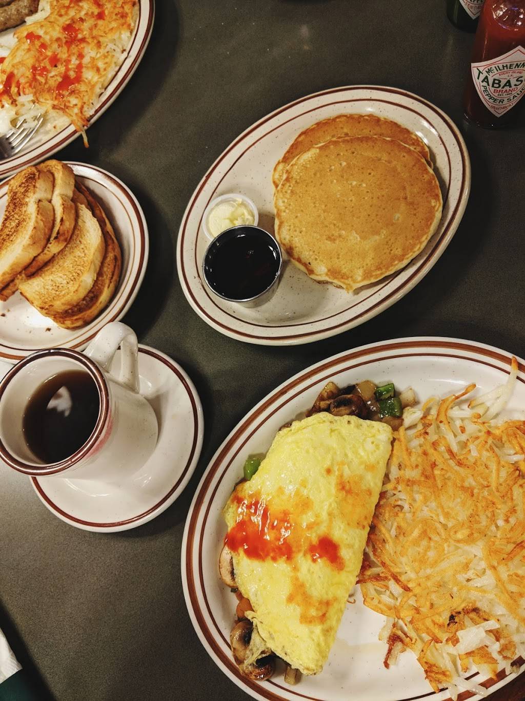 Pauls Restaurant | restaurant | 1800 Broadway St, Vancouver, WA 98663, USA | 3606943552 OR +1 360-694-3552