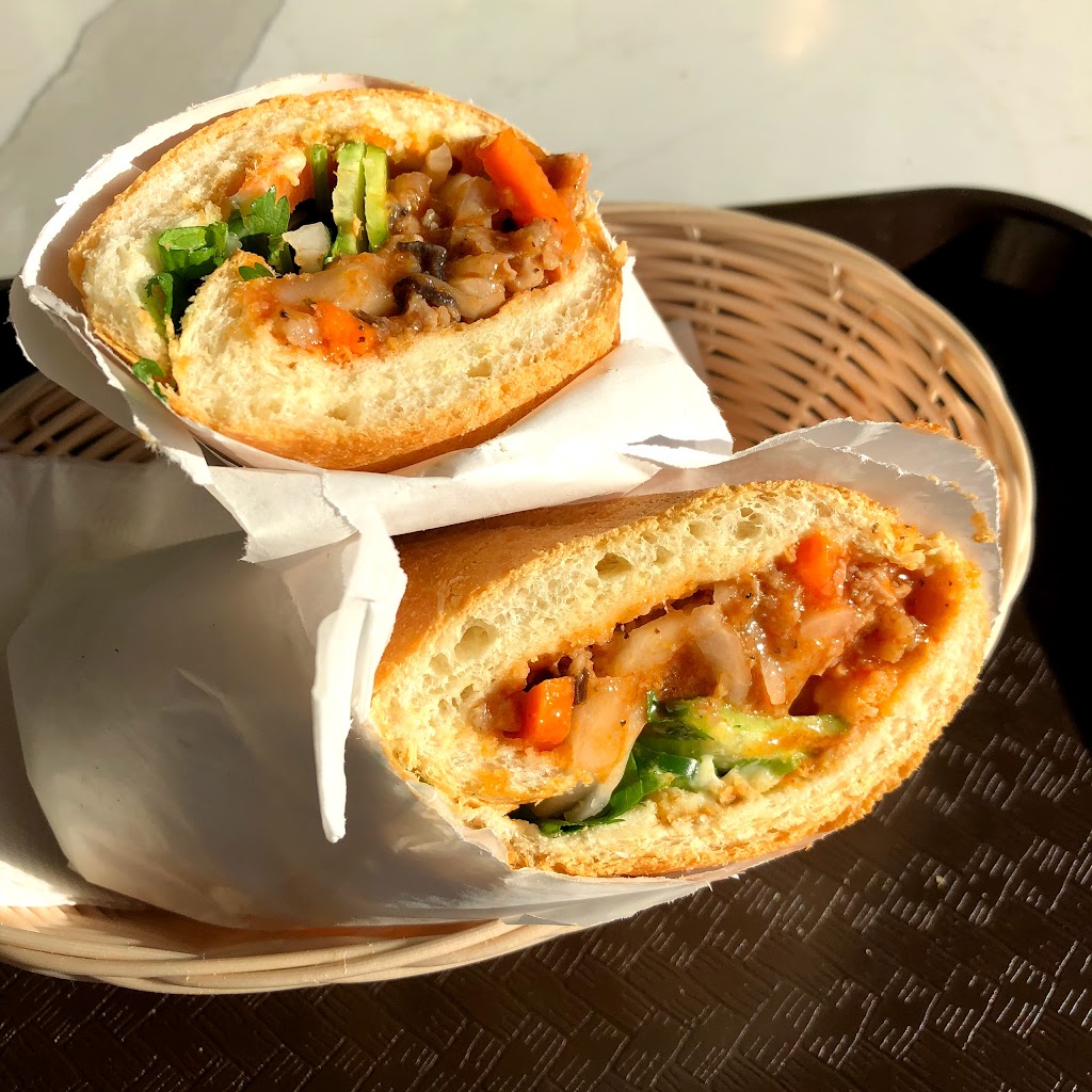 Lan Huê Sandwich and Bakery | restaurant | 900 S Jackson St, Seattle, WA 98104, USA | 2066233866 OR +1 206-623-3866