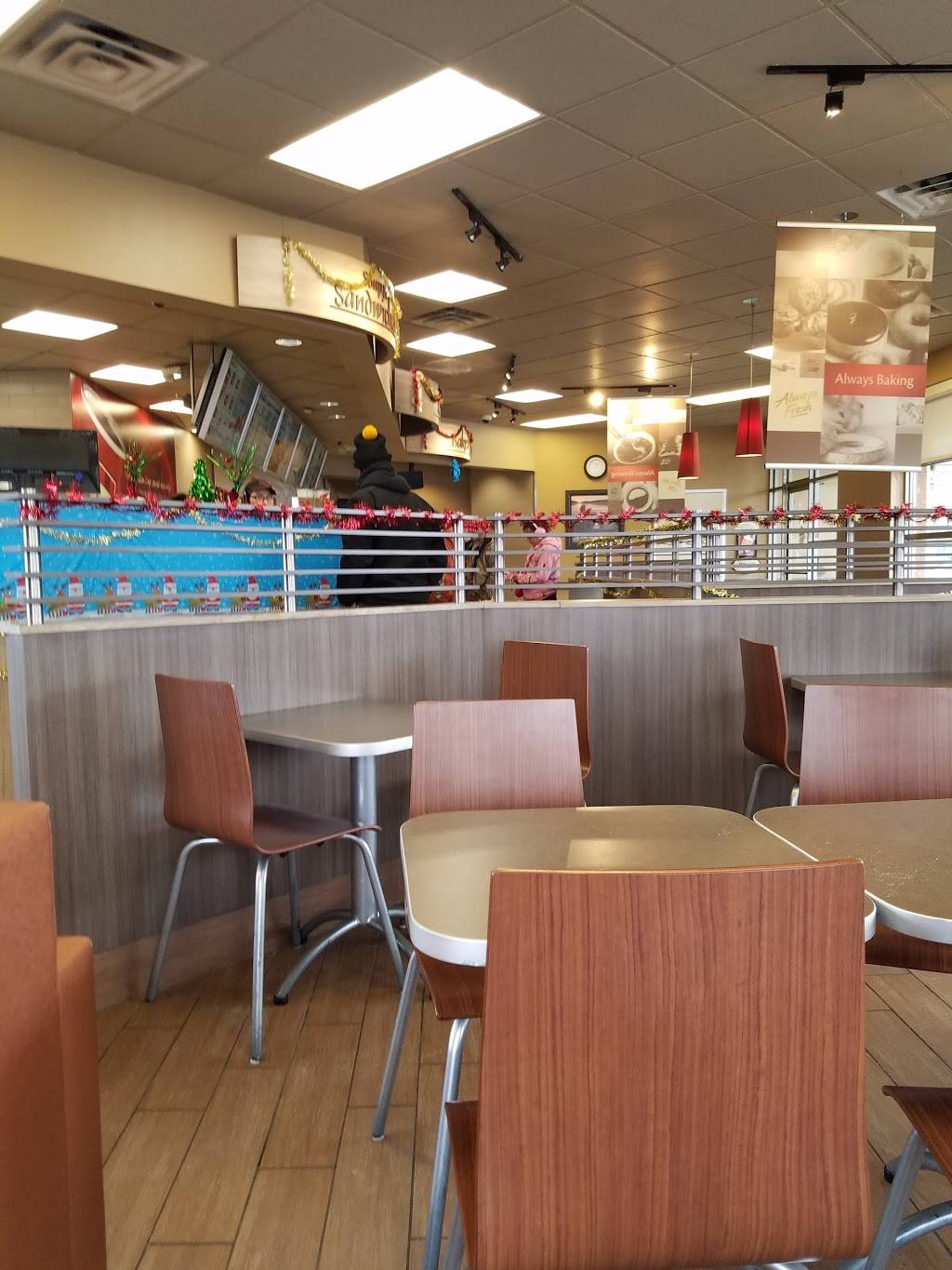 Tim Hortons | restaurant | 1451 W Broad St, Columbus, OH 43222, USA | 6149656004 OR +1 614-965-6004