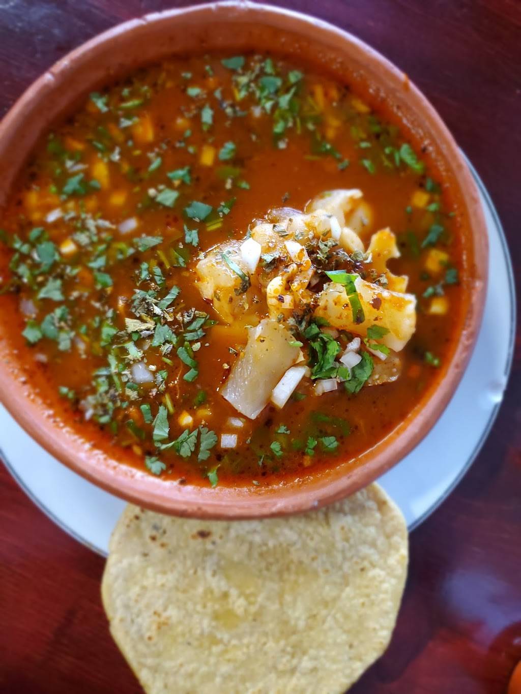 Familia Barrios Taco Grill | restaurant | 7704 Pearblossom Hwy, Littlerock, CA 93543, USA | 6615852215 OR +1 661-585-2215