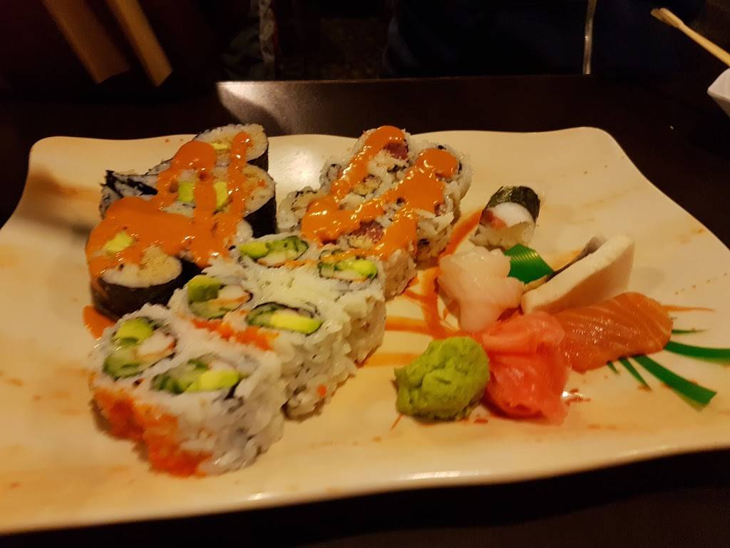 Sakura Sushi | restaurant | 170 McNaughton Ave W, Chatham, ON N7L 1R2, Canada | 5193809888 OR +1 519-380-9888