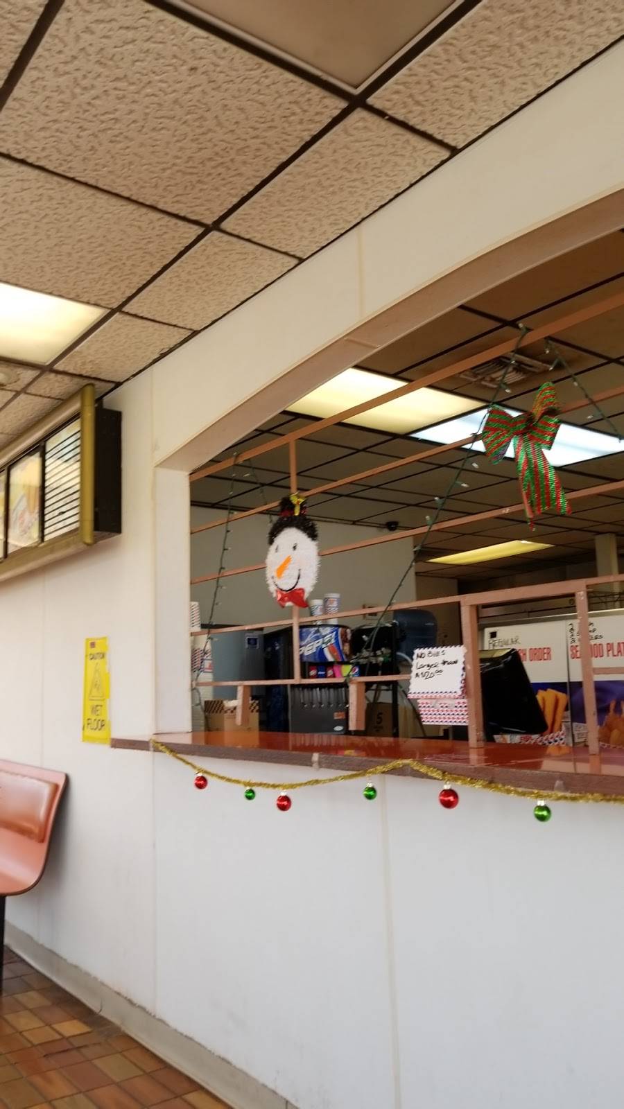 Freds Fish Fry | restaurant | 515 West Ave, San Antonio, TX 78201, USA | 2107326355 OR +1 210-732-6355